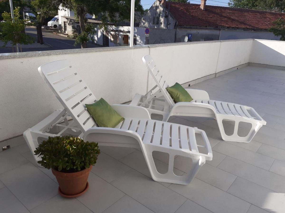 Apartment & Rooms Riva Водице Екстер'єр фото